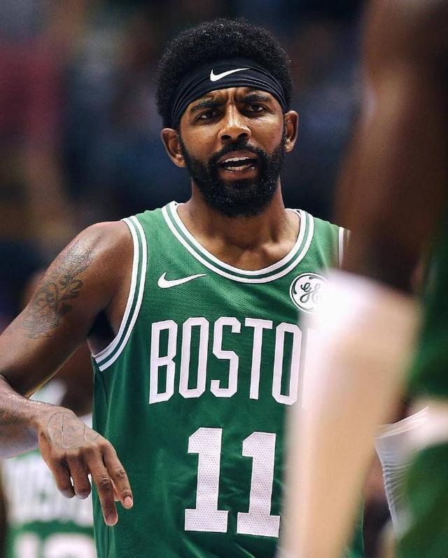 体育世界杯：荷兰队2-0塞内加尔 取开门红